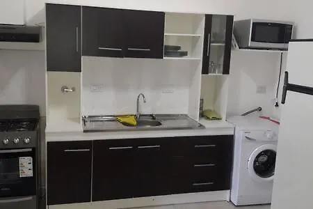 Departamento Centrico Y Amplio, 6 Personas, Nqn. Apartamento Neuquén Exterior foto